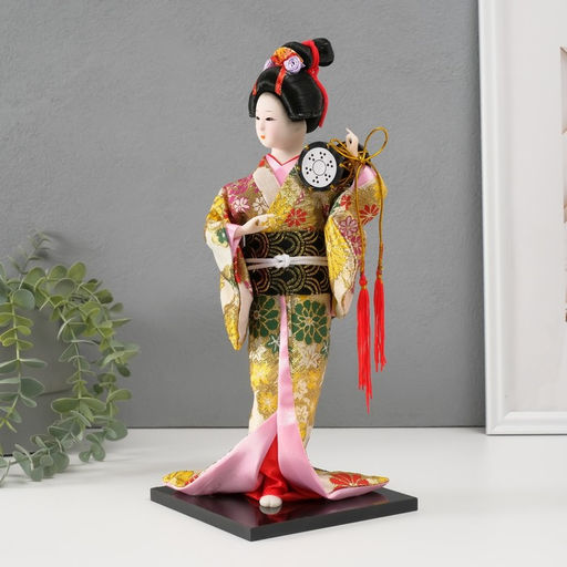 Кукла коллекционная "Гейша в шелковом кимоно с барабаном" 22,5 см