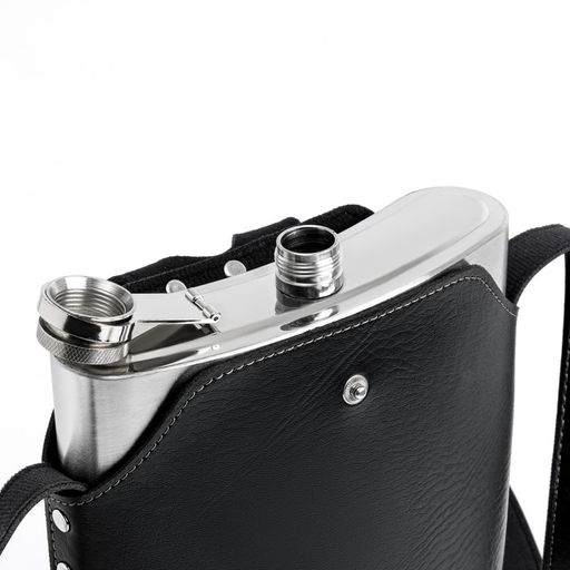 Подарочный набор 5 в 1, фляжка 1.3 л, 4 стопки по 75 мл, в чехле, нержавеющая сталь, экокожа, чёрный