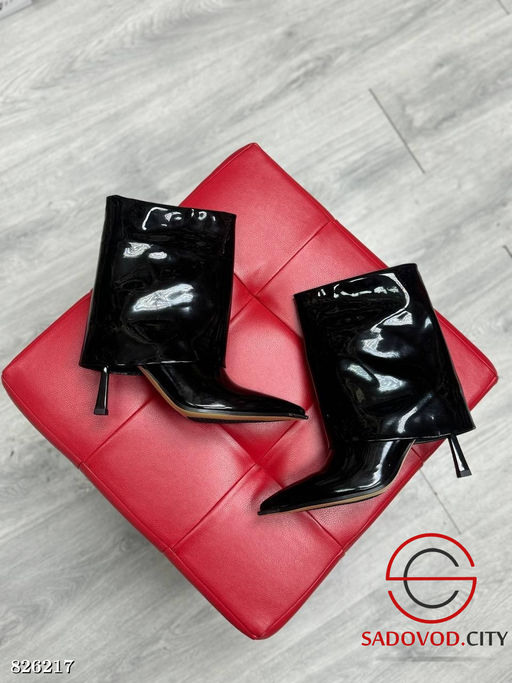 Сапоги женские на каблуке весенние