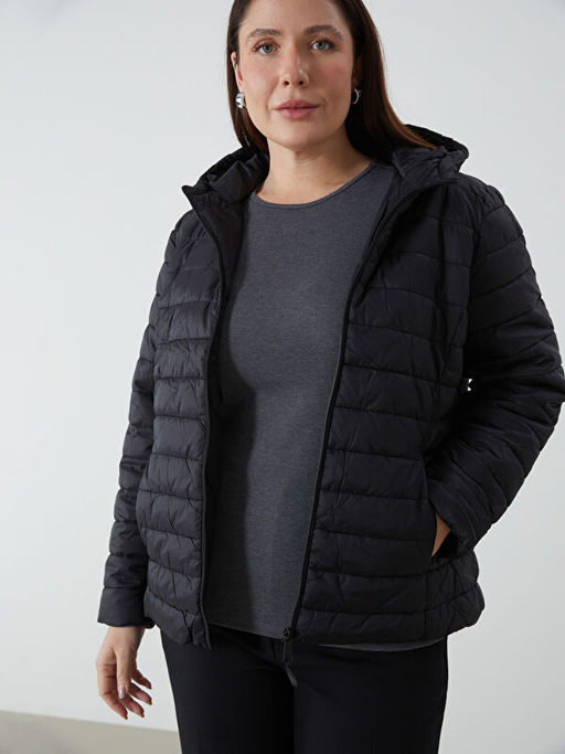 Kad?n Kap??onlu D?z ?i?me Mont - Waikiki фото 4