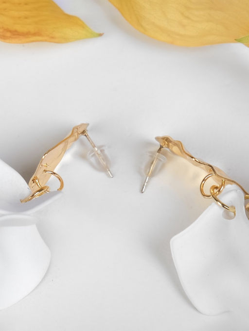 Серьги ассорти Ветер мятые треугольники, цвет бело-золотой