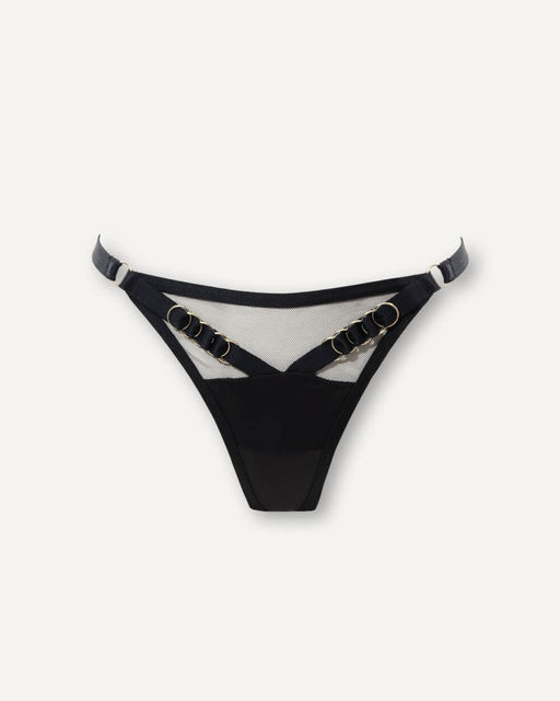Трусы-стринги с фурнитурой