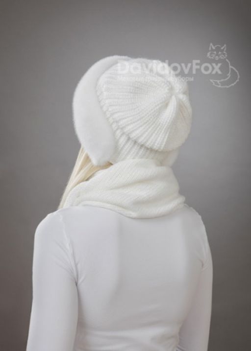 Комплект Ника норка трикотаж белая косынка