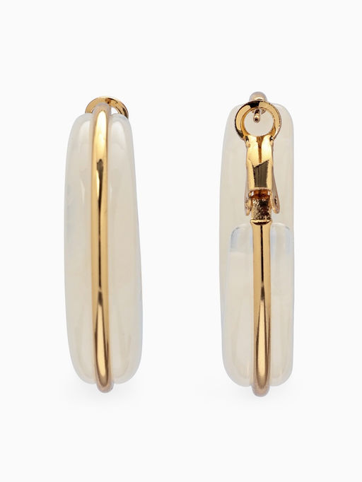 Серьги-кольца акрил «Тренд», цвет молочный в золоте