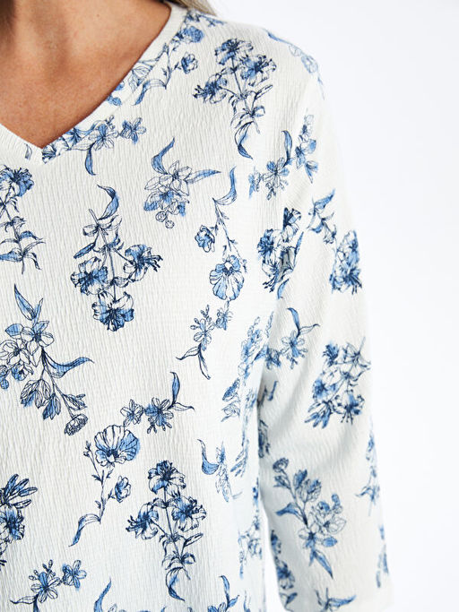 V Yaka Desenli Kad?n Bluz