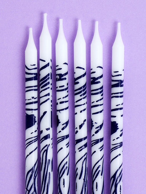 Цена за 2 шт. Свечи для торта Волнистые линии, 6 шт., белый с фиолетовым - Страна карнавалия фото 3