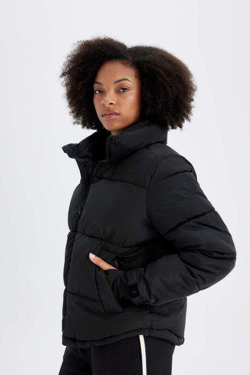 Водоотталкивающая куртка-пуховик с воротником-стойкой и карманами на молнии DeFactoFit  фото 6