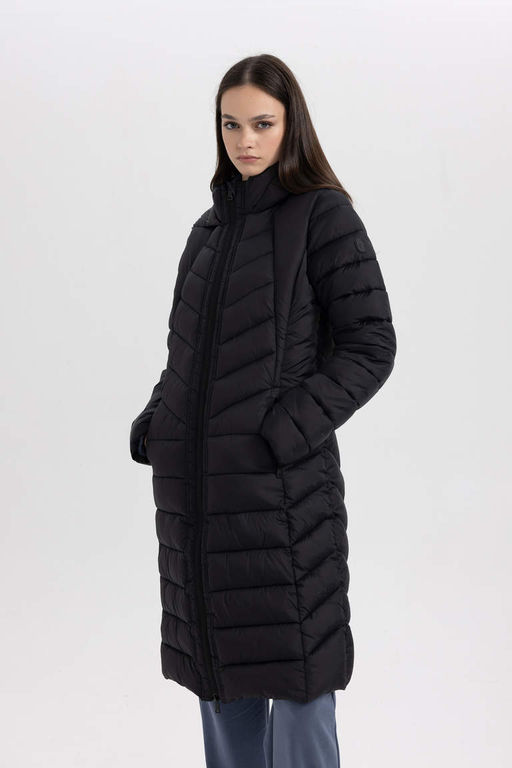 DeFactoFit Водоотталкивающий приталенный крой Стеганый пуховик на молнии с карманом и капюшоном Длинный пуховик Парка  фото 6