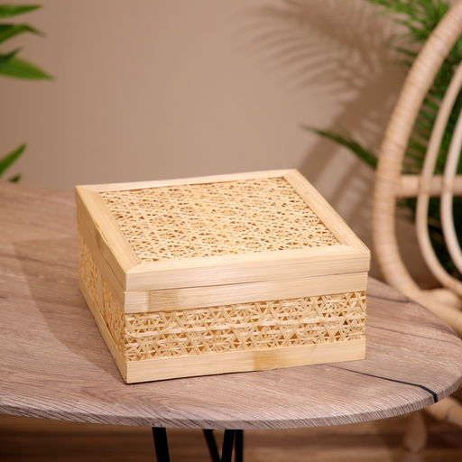Шкатулка плетёная с крышкой, 25×25×12 см, бамбук