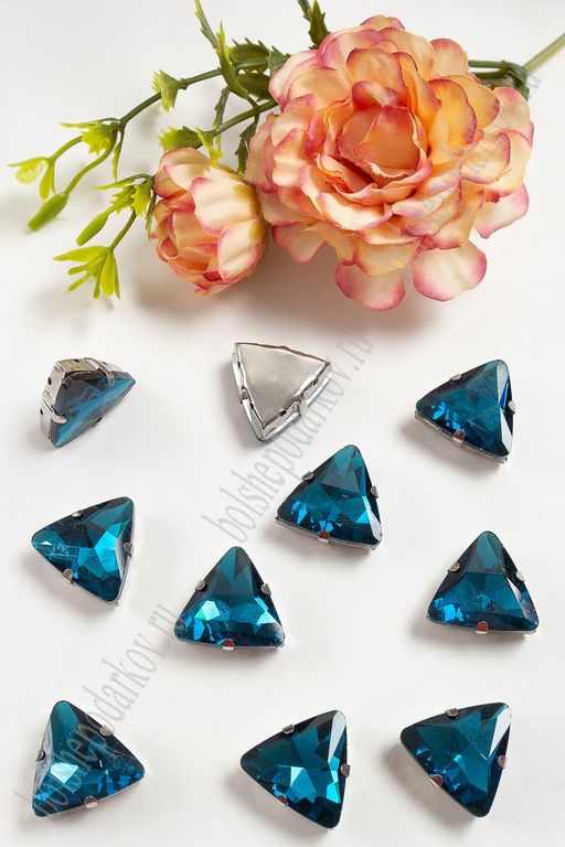 Стразы пришивные 18 мм "Треугольник" (10 шт) SF-3765, темно-бирюзовый №8