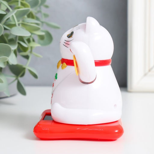 Маятник настольный антистресс «Кот манэки-нэко, ошейник с бубенцами», белый, 9.5×10×9.5 см