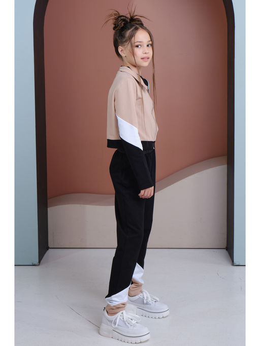 Костюм спортивный