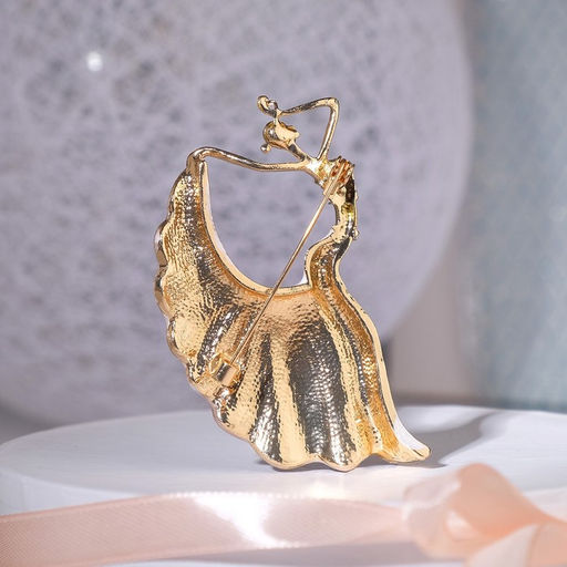 Брошь «Балерина» драма, серая в чернёном золоте