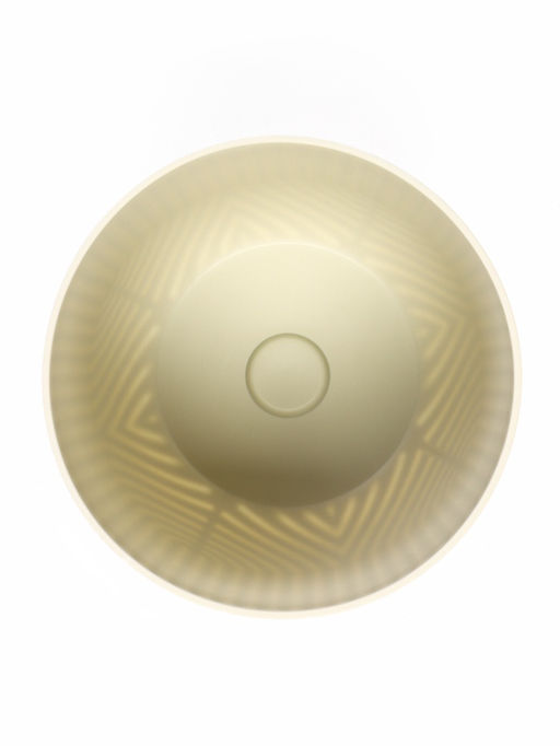 Кашпо для цветов «Рамона», 1.9 л, d=18 см, h=16.5 см, со вставкой, пластиковое, белое