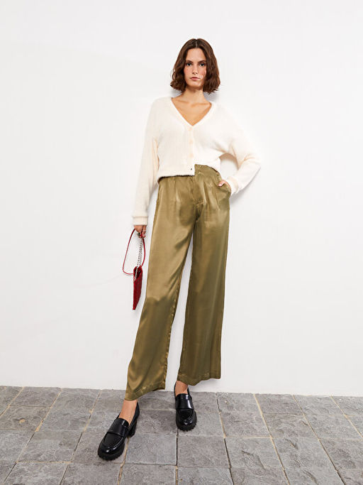 Standart Fit D?z Saten Kad?n Pantolon