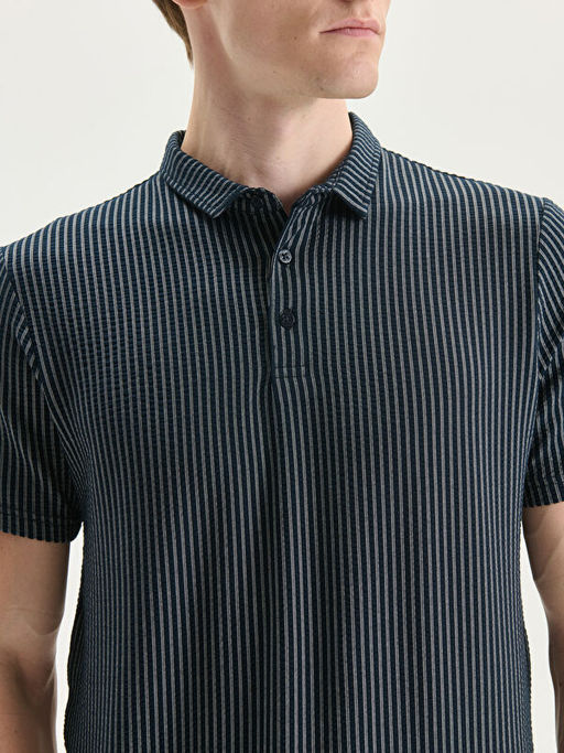 Hakim Yaka K?sa Kollu Erkek Dokulu Ti??rt