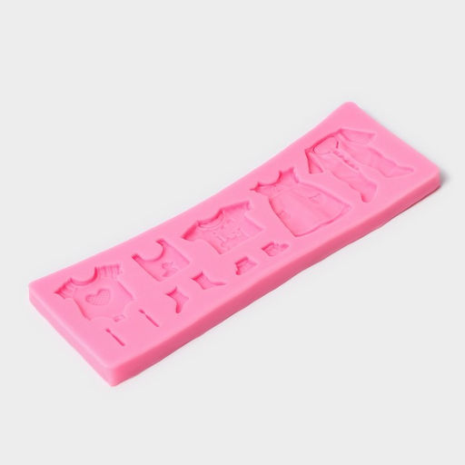 Молд для заливки «Одежда для ребёночка», силикон, 17×6,3 см, розовый