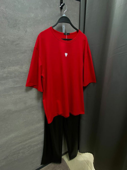 256 Оверсайз футболка, красный с сердечком