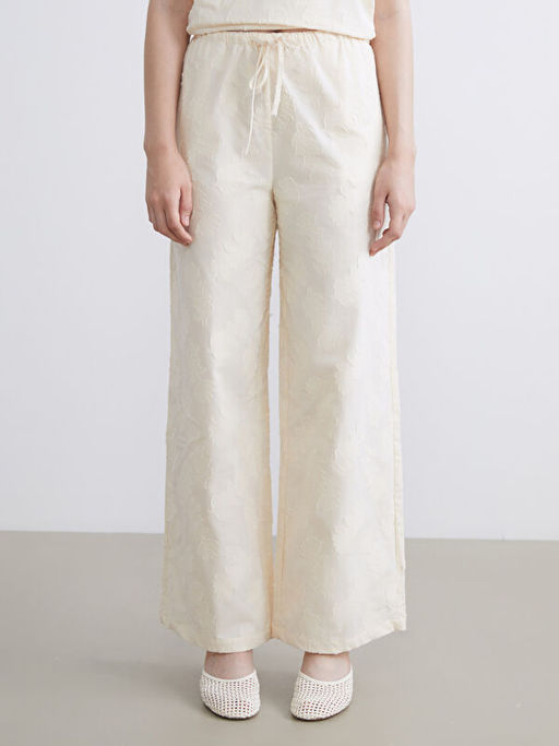 Beli Lastikli Kendinden Desenli Kad?n Pantolon