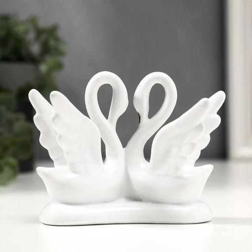 Фигурка керамика «Два белых лебедя с сердечками», с золотом, 13 см