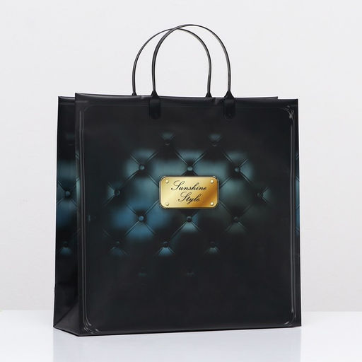 Цена за 10 шт. Пакет «Чёрный люкс с золотом, мягкий пластик, 30×30 см 120 мкм