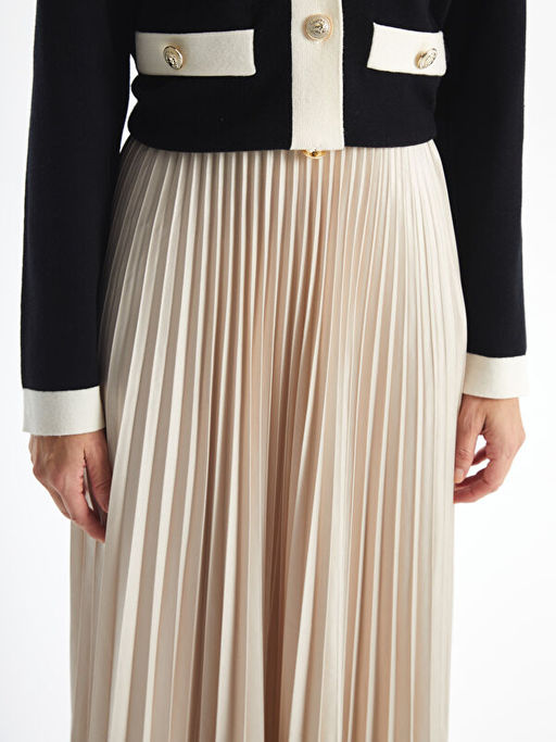 Beli Lastikli Kad?n Pileli Etek