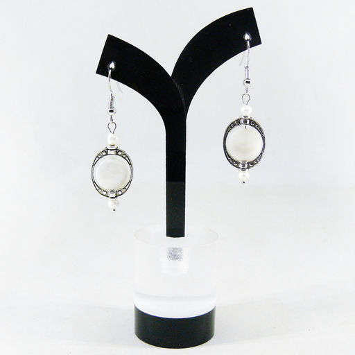 Серьги зи перламутра и жемчуга - длина 5 см