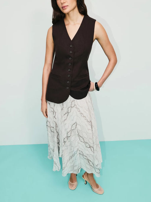 Приталенный жилет с вискозой в составе / Zarina