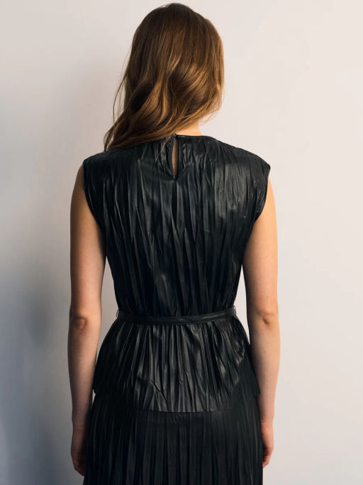 Блуза из искуственной кожи / Zarina