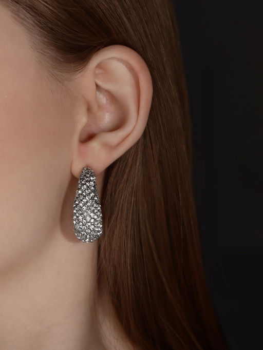 Серьги со стразами QF Блеск кольца, белые в серебре