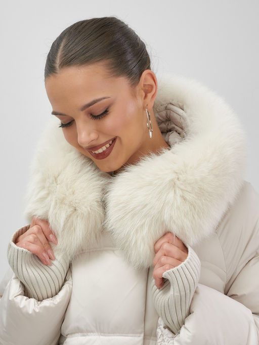 Куртка зимняя женская с мехом и капюшоном тренд бежевого цвета 7737B - Visdeer фото 7