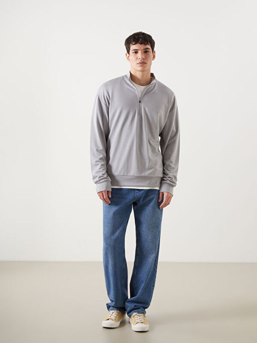 Dik Yaka Erkek Sweatshirt