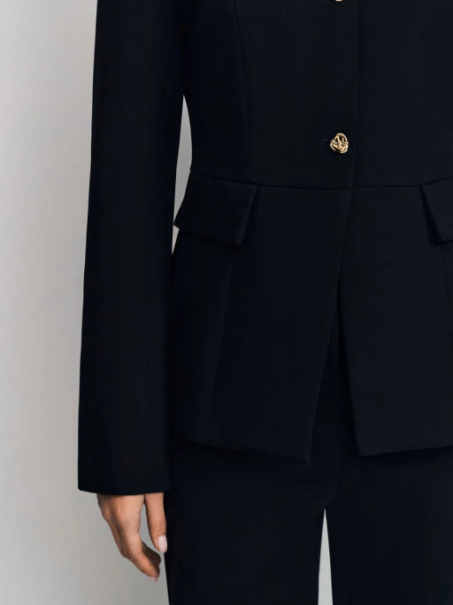 Приталенный жакет с баской / Zarina