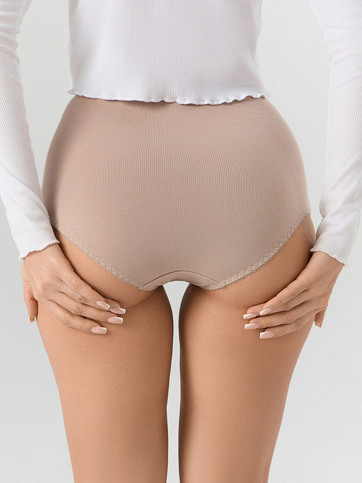 Цена за 2 штуки! Трусы женские макси бежевые с кружевными деталями - Mark formelle фото 4