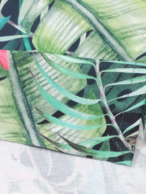 Дорожка на стол «Этель» Tropical parrots, 40×146 см, 100% хлопок, саржа 190 г/м², зелёная