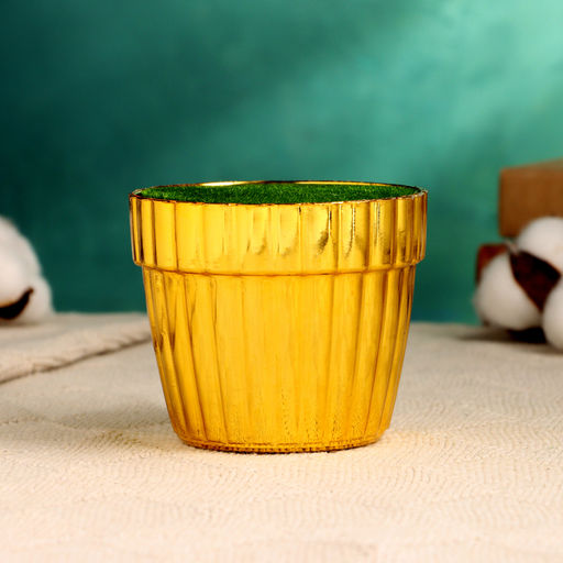 Цена за 5 шт. УЦЕНКА Флористическое кашпо «Трапеция», с вкладышем из пенопласта, 9×9×7 см, золотистое