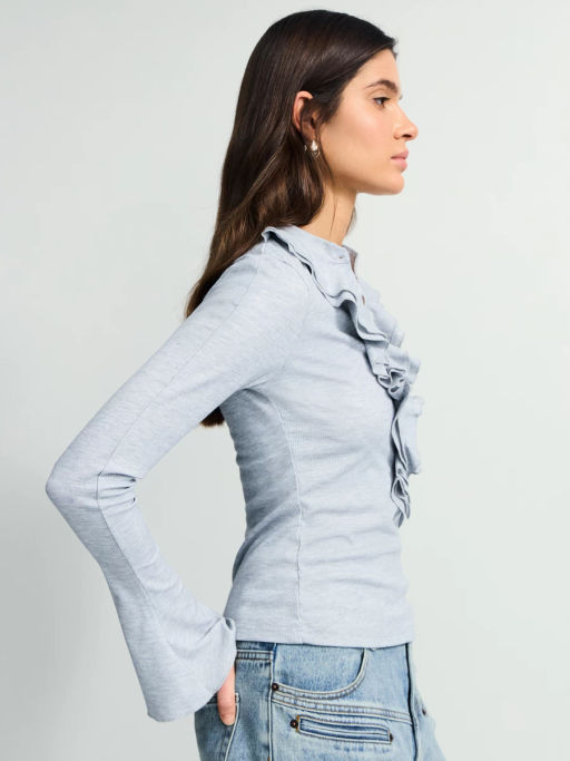 Приталенный лонгслив с воланами / Zarina