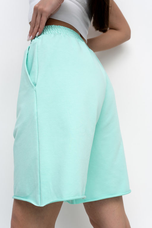 Шорты женские