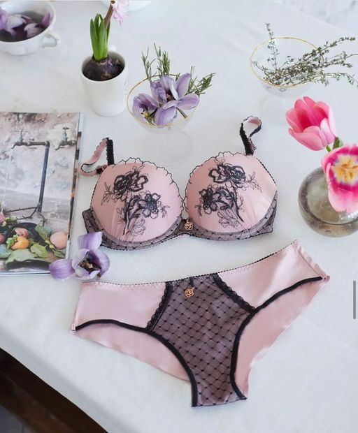 -46% БЮСТГАЛЬТЕР Milavitsa 320377/935 античная роза с черным  фото 3