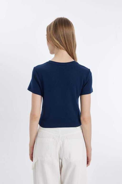 Классная базовая футболка в рубчик с круглым вырезом и короткими рукавами - Defacto фото 6