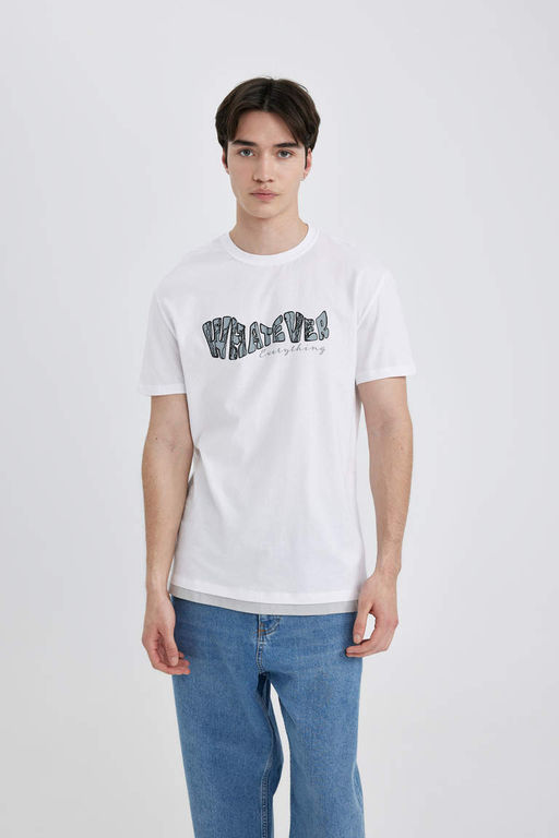 Футболка стандартного кроя с круглым вырезом и короткими рукавами с принтом