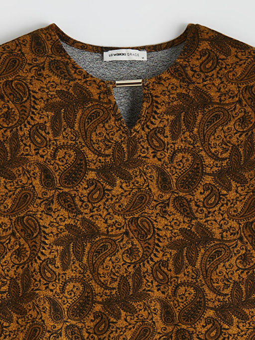 Bisiklet Yaka Desenli Bluz