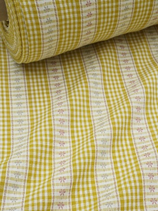 Вареный (стираный) хлопок Вышивка-цветочки цв.желто-оливковый, ш.2.5м, хлопок-100%, 150гр/м.кв