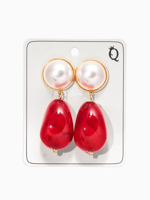 Серьги акрил с жемчугом «Капля», бордово-белые в золоте