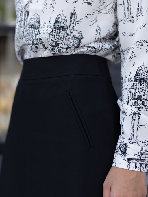 ТРиКА юбка расклешенная от пояса к низу, на подкладке