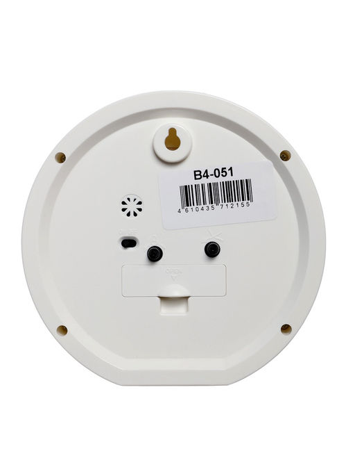 Будильник «Новогодний олень», плавный ход, d=15 см, красный, корпус белый