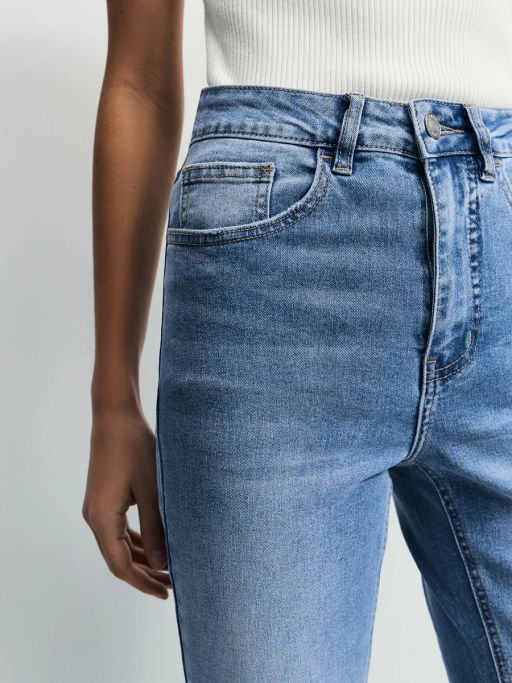 Джинсы bootcut с высокой посадкой / Zarina  фото 6