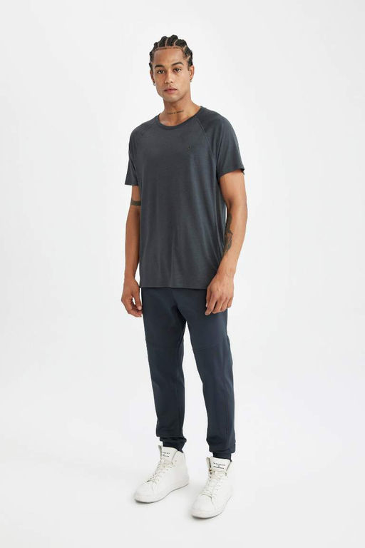 DeFactoFit Спортивная футболка стандартного кроя с круглым вырезом и короткими рукавами  фото 2