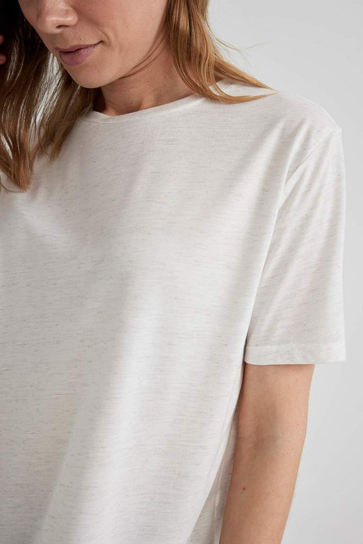 Футболка Relax Fit с круглым вырезом из блестящей ткани с короткими рукавами - Defacto фото 4