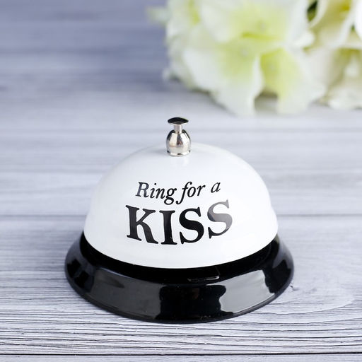 Звонок настольный Ring for a kiss, 7.5 х 7.5 х 6 см